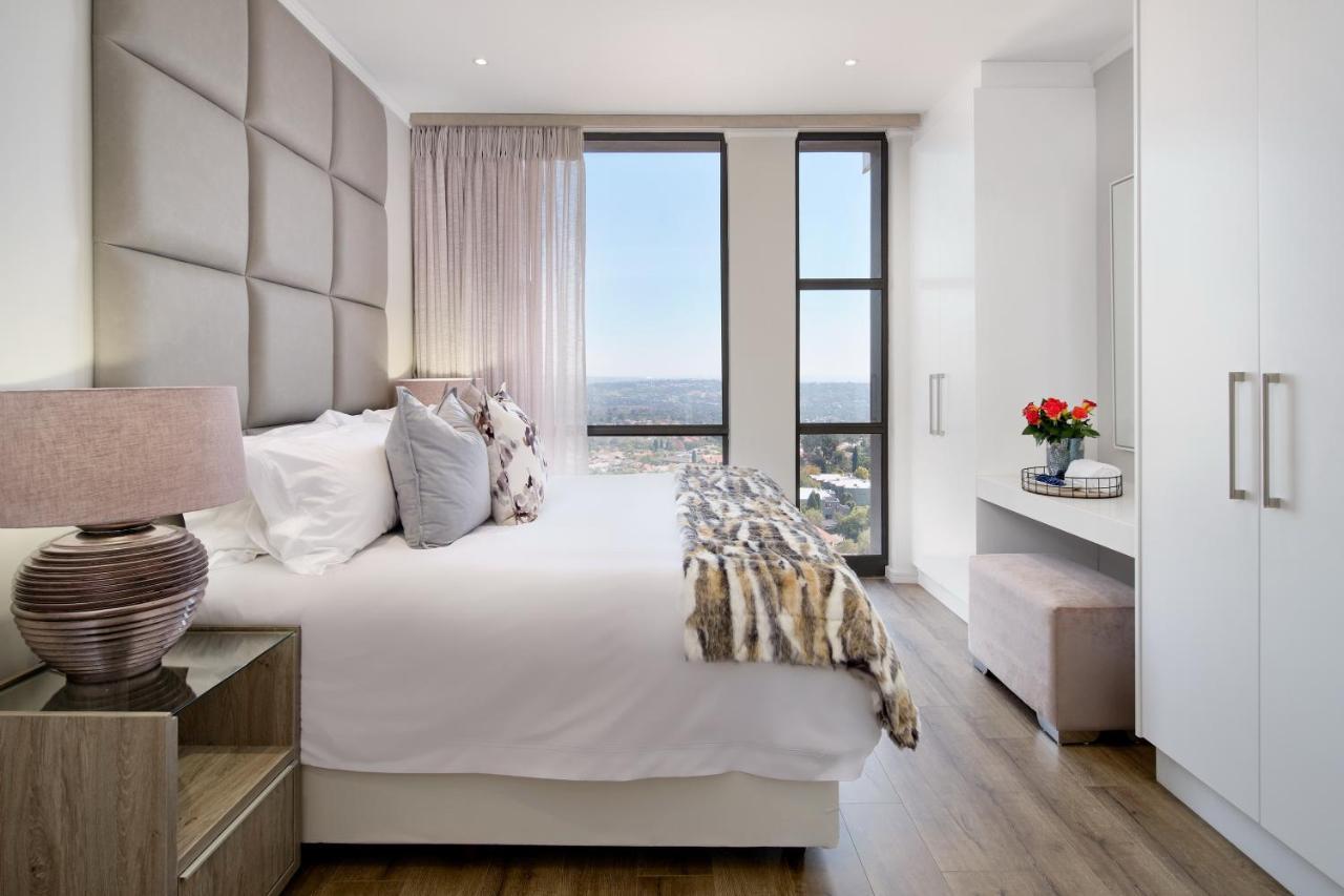 Masingita Towers Executive Suite Johannesburg Bagian luar foto