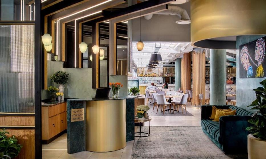 Masingita Towers Executive Suite Johannesburg Bagian luar foto