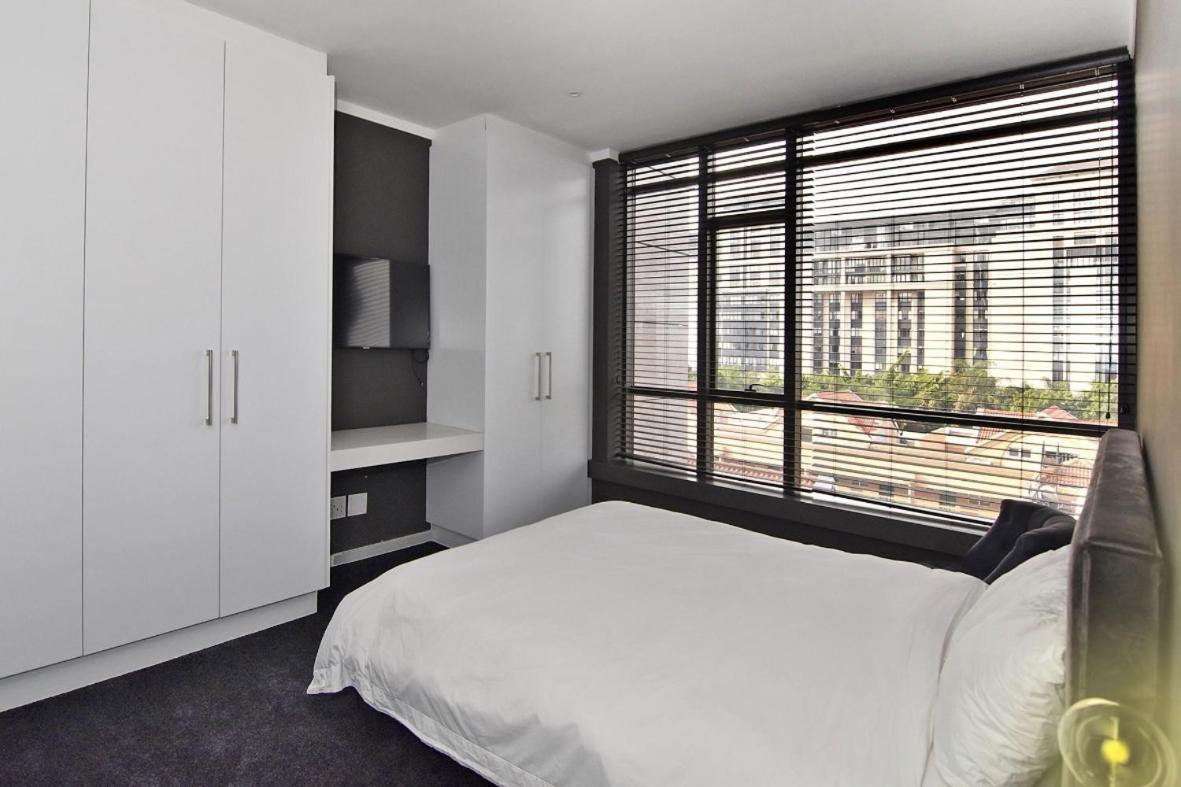 Masingita Towers Executive Suite Johannesburg Bagian luar foto